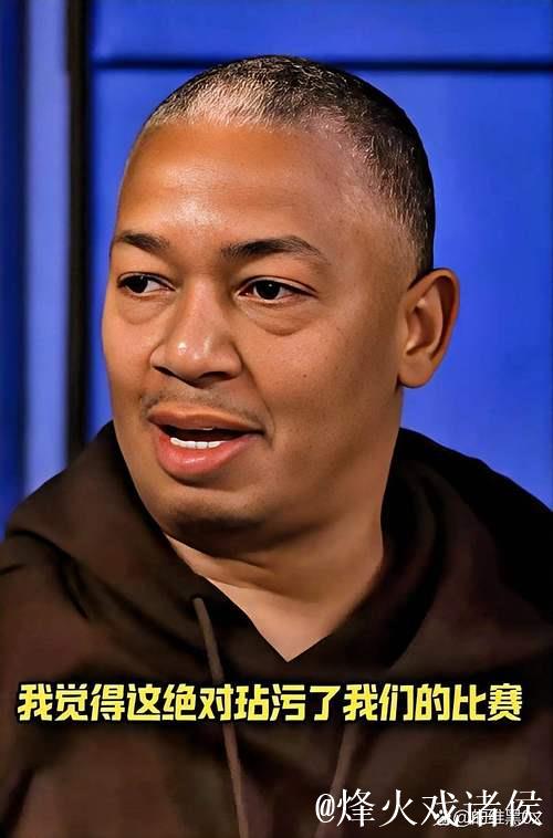 美媒曝光赛后一幕，保罗通道等待道歉， 泰伦卢表情冷漠直接无视保罗